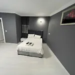 Arena Resort Otel Kagithane